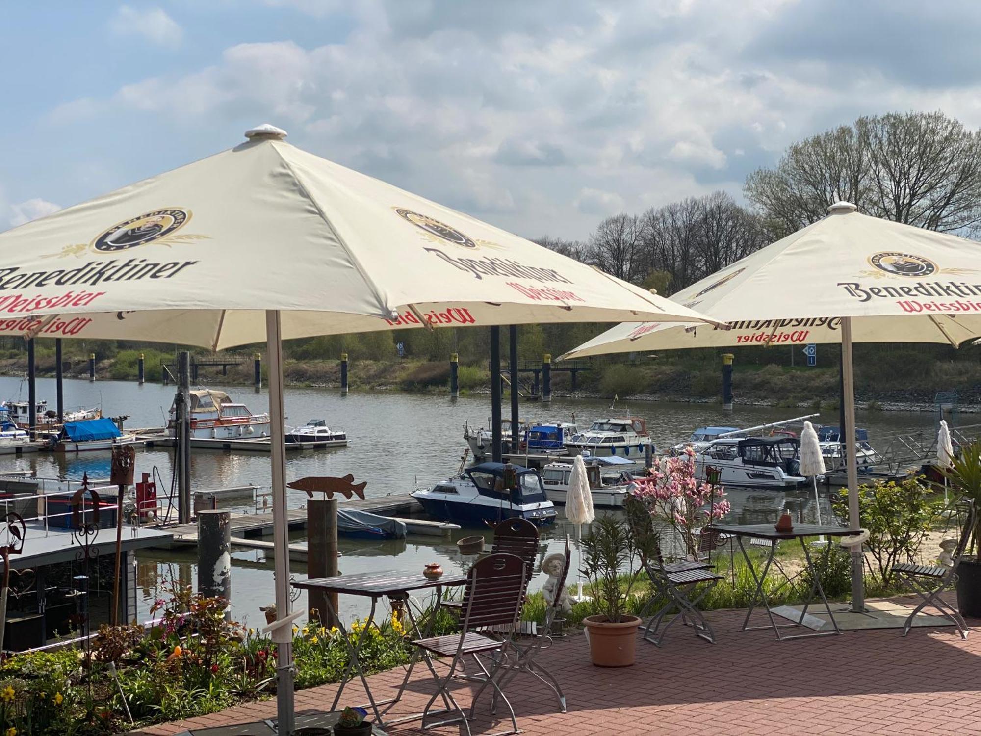 Grillkota Holzhuette Hotel Lauenburg Luaran gambar