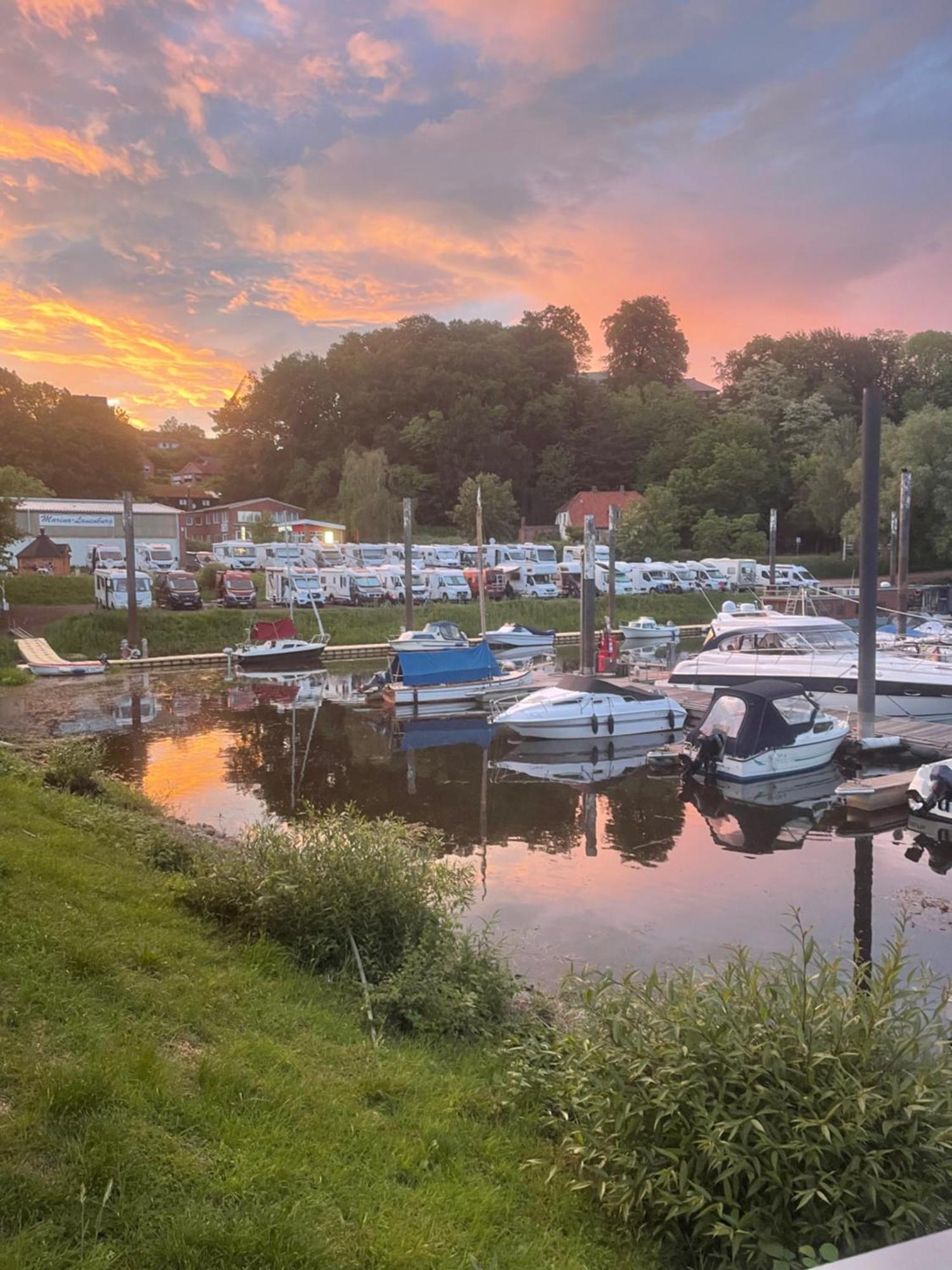 Grillkota Holzhuette Hotel Lauenburg Luaran gambar